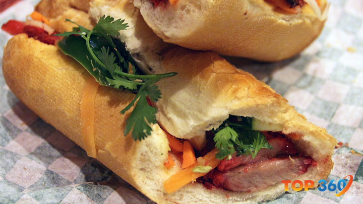 Bánh mì thịt nướng than hoa Nghệ An cực ngon
