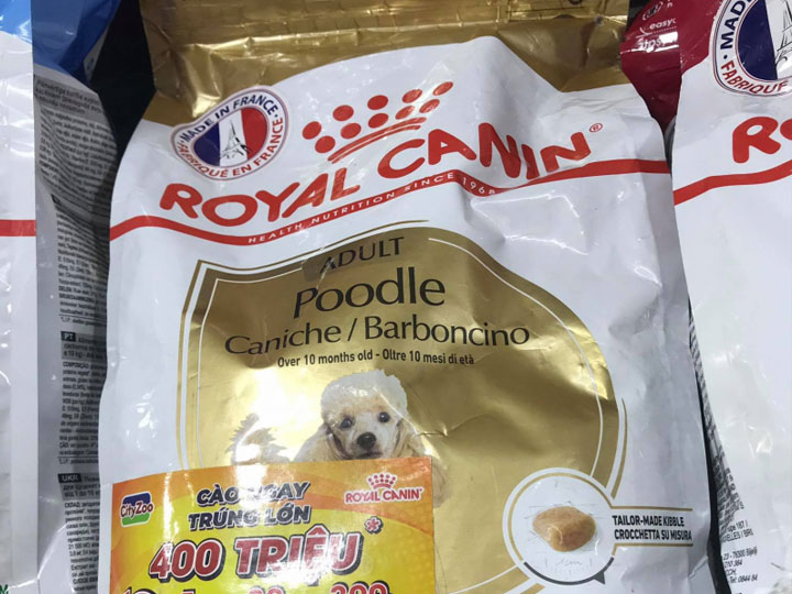 Thức ăn dành cho chó cưng ở Bobby Pet Shop