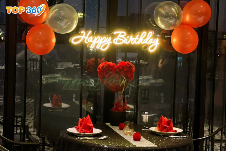 Trang trí sinh nhật lãng mạn cho người yêu  Đặt Tiệc Lãng Mạn