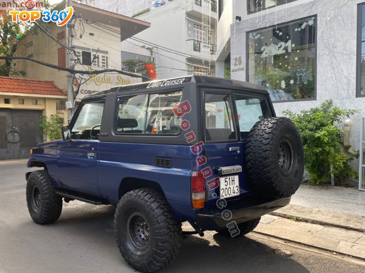 Xe Toyota Land Cruiser tại Auto Sơn Hoa